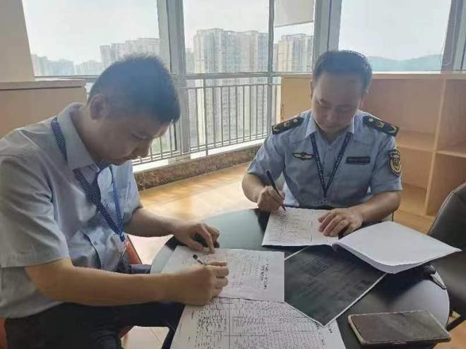 順慶區(qū)開展清理整頓人力資源市場秩序?qū)ｍ棃?zhí)法行動